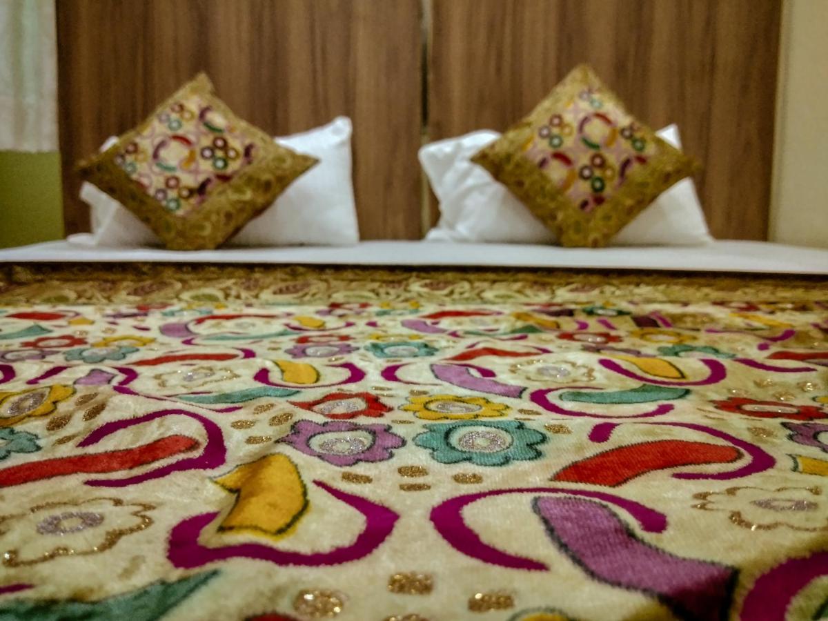 Ajay Guest House Varanasi Exterior photo