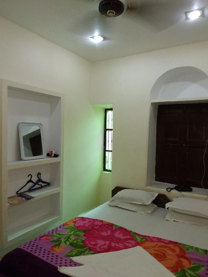 Ajay Guest House Varanasi Exterior photo