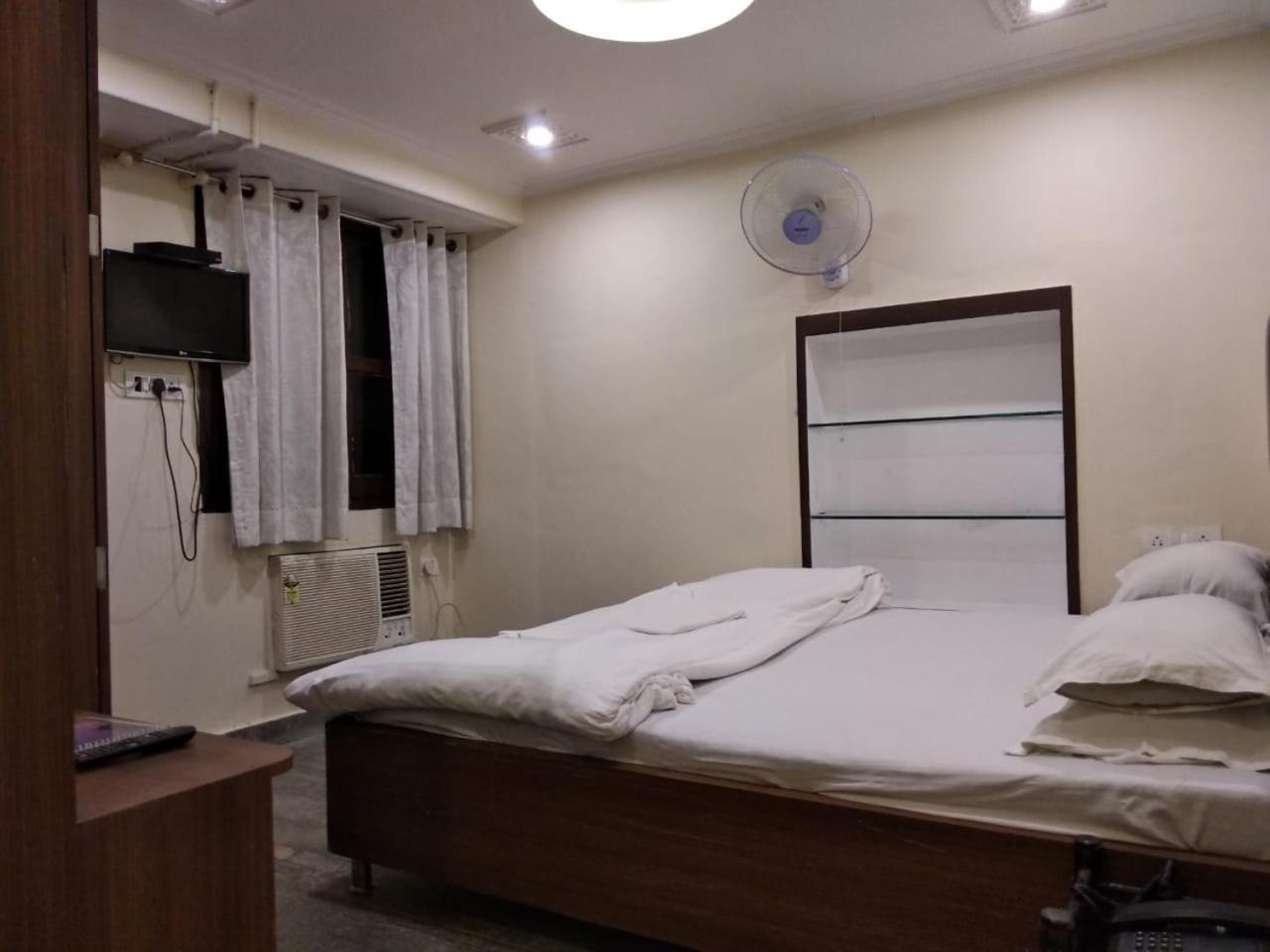 Ajay Guest House Varanasi Exterior photo